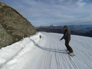 Alpine Peaks 公寓 *